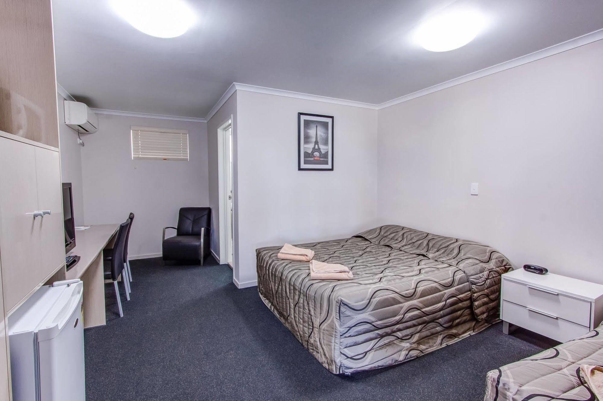 Galaxy Mackay Motor Inn Exteriér fotografie